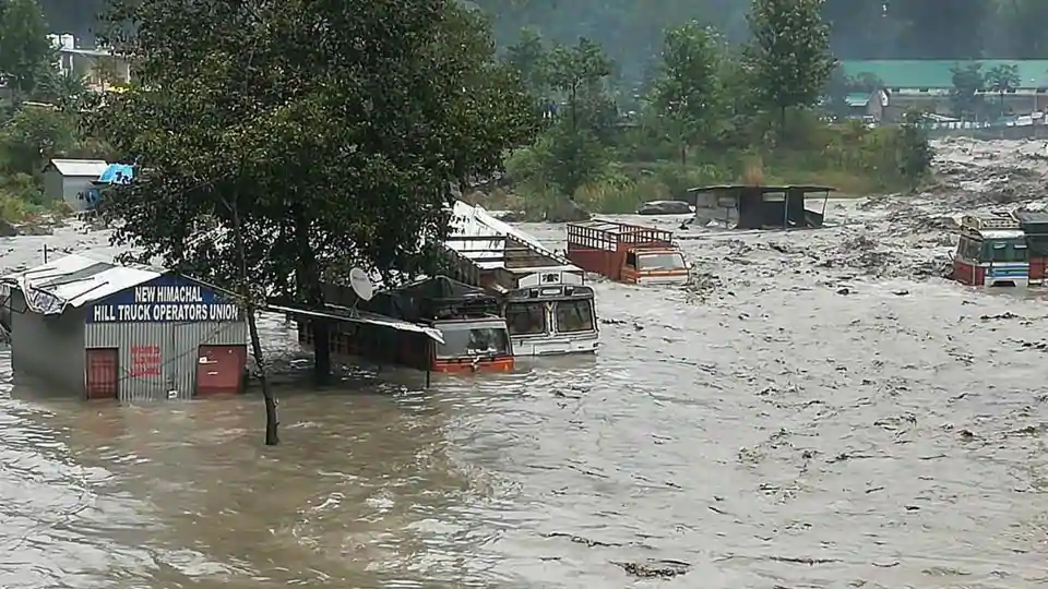 Fury of river Beas
